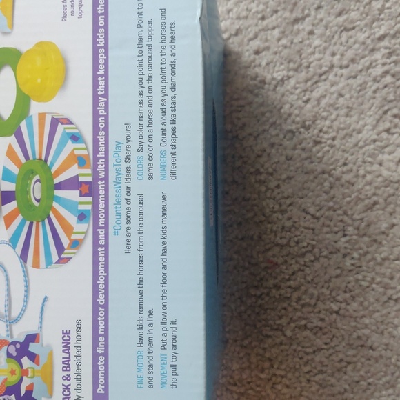 Melissa & Doug FIRST PLAY Wooden Carousel Pull Toy New Original packaging - Picture 8 of 9